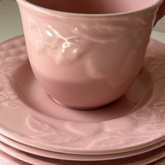 4 Vintage Teacups & Saucers / Fruit Promenade Peach by Savoir Vivre - Picture 2 of 4